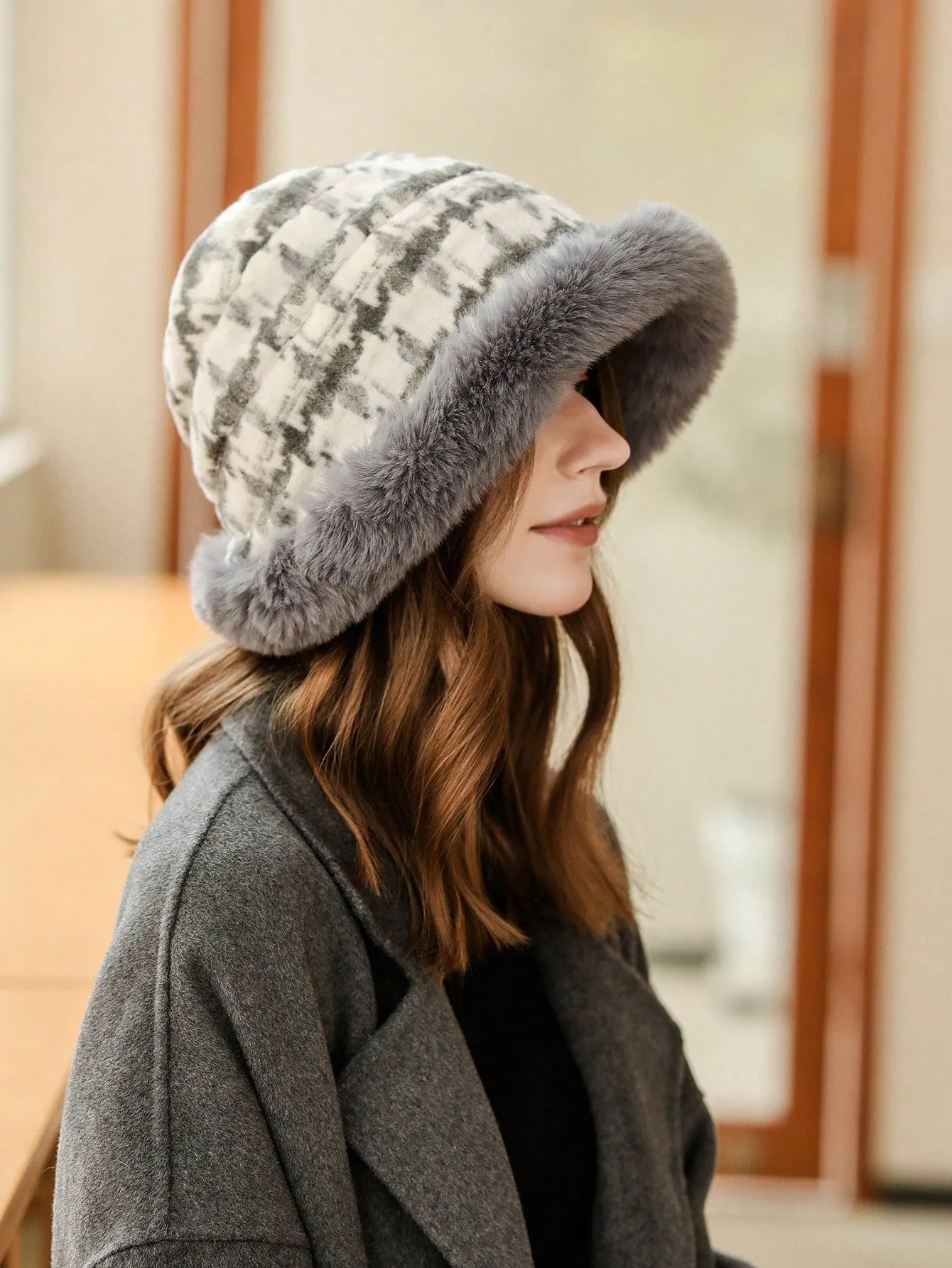 1pc Winter Fisherman Hat With Ear Protection & Plush Lining Plaid Pattern Thickened Warm Hat For Women SD