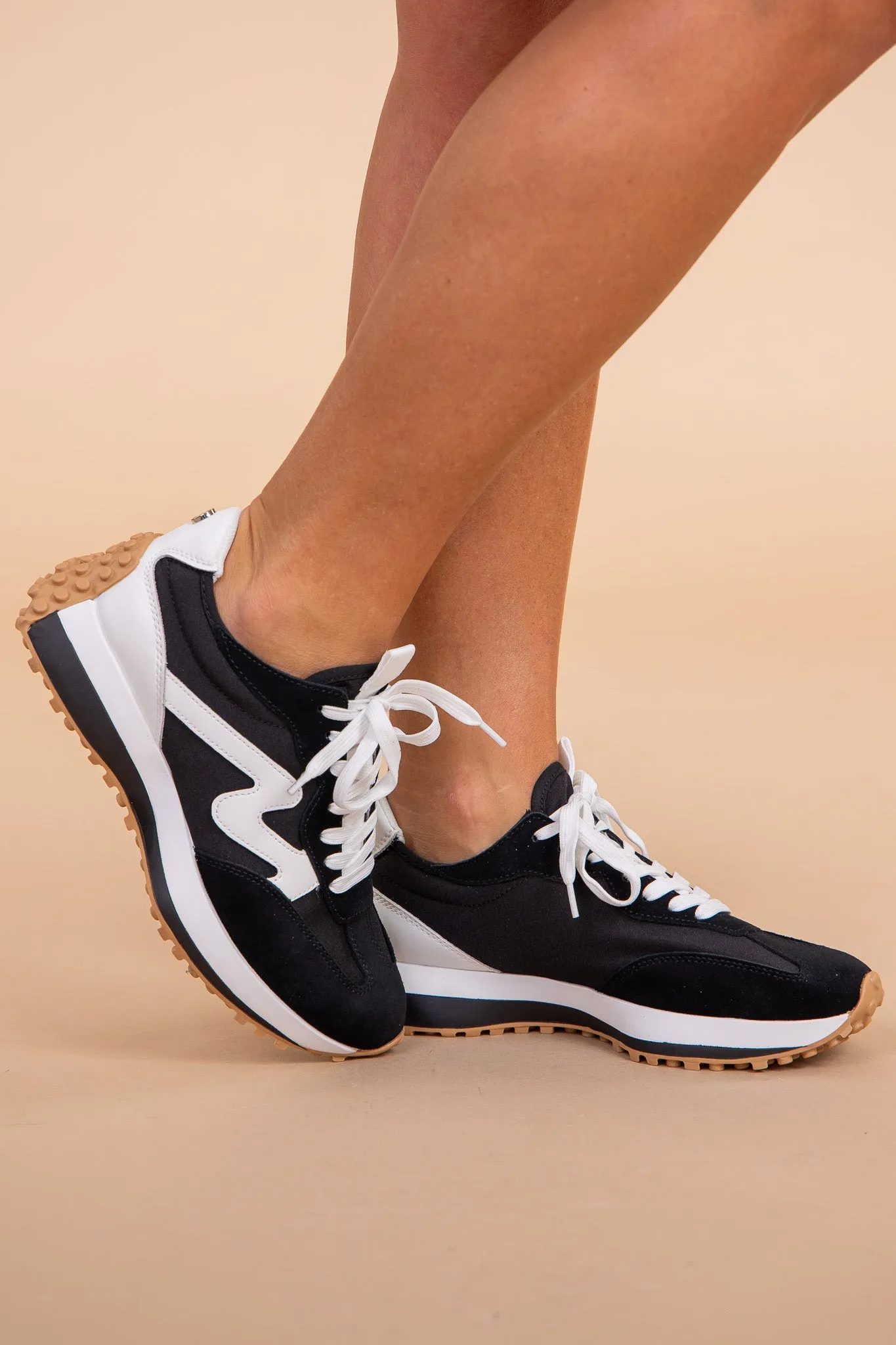 Campo Sneaker - Black/White | Steve Madden