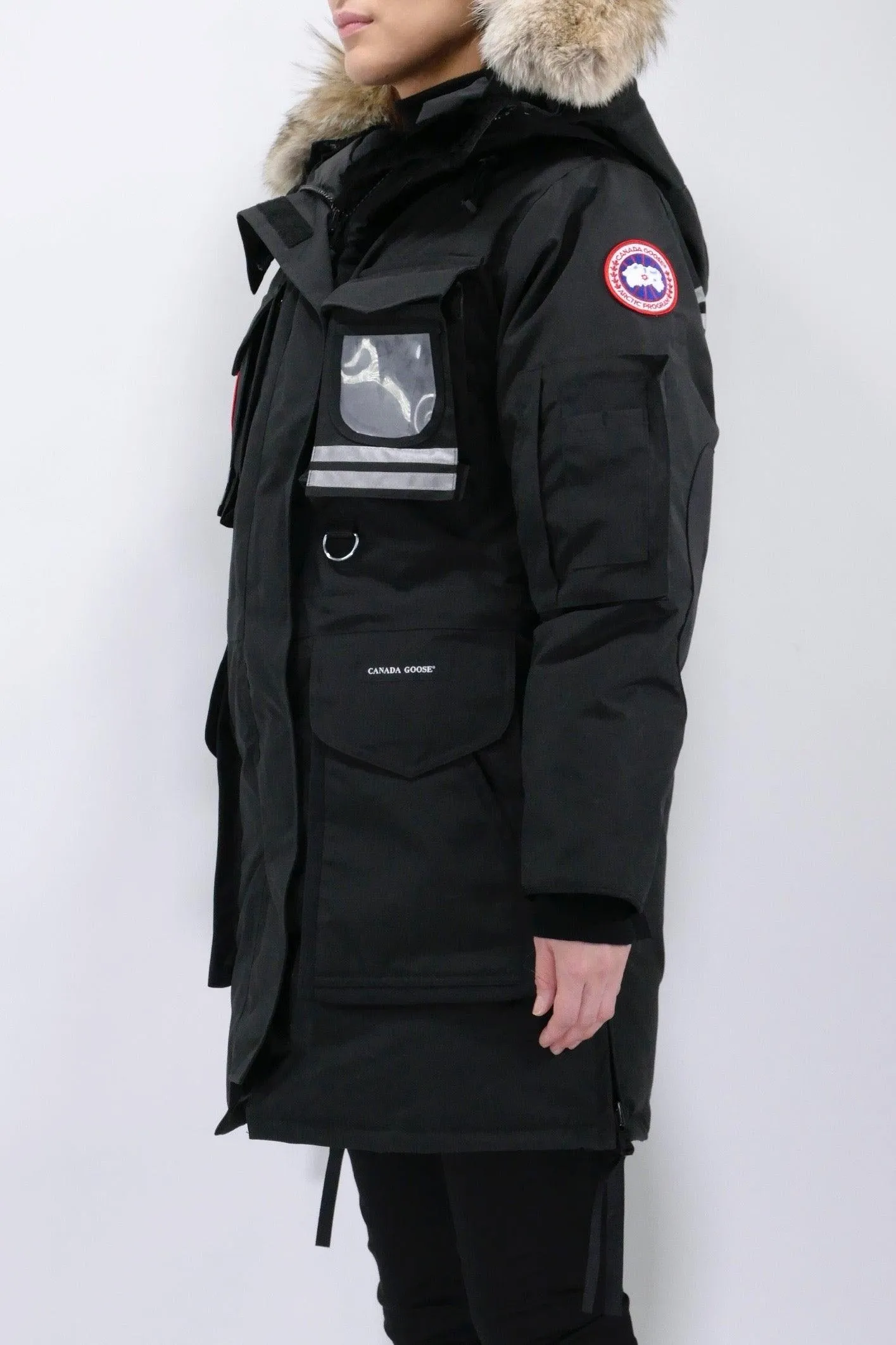 Canada Goose Womens Down *Parka Snow Mantra  - Black