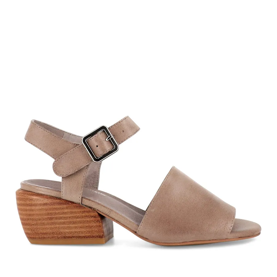 EMRIC - Warm Taupe Leather Shoes