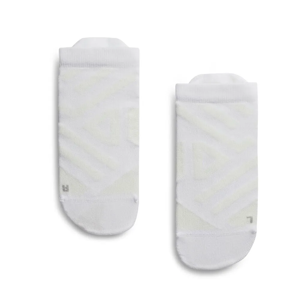 On Running Low Sock (Mens) - White/Ivory