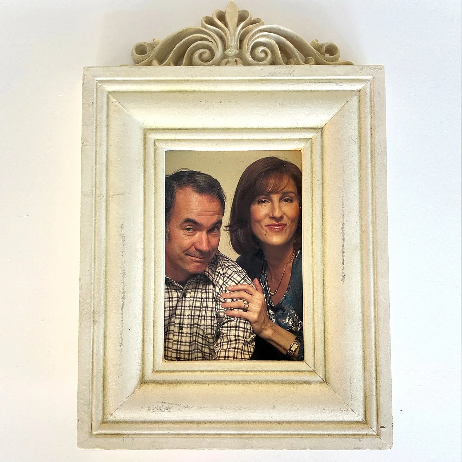 PROP AUCTION - MARTIN & JACKIE FRAMED PHOTO