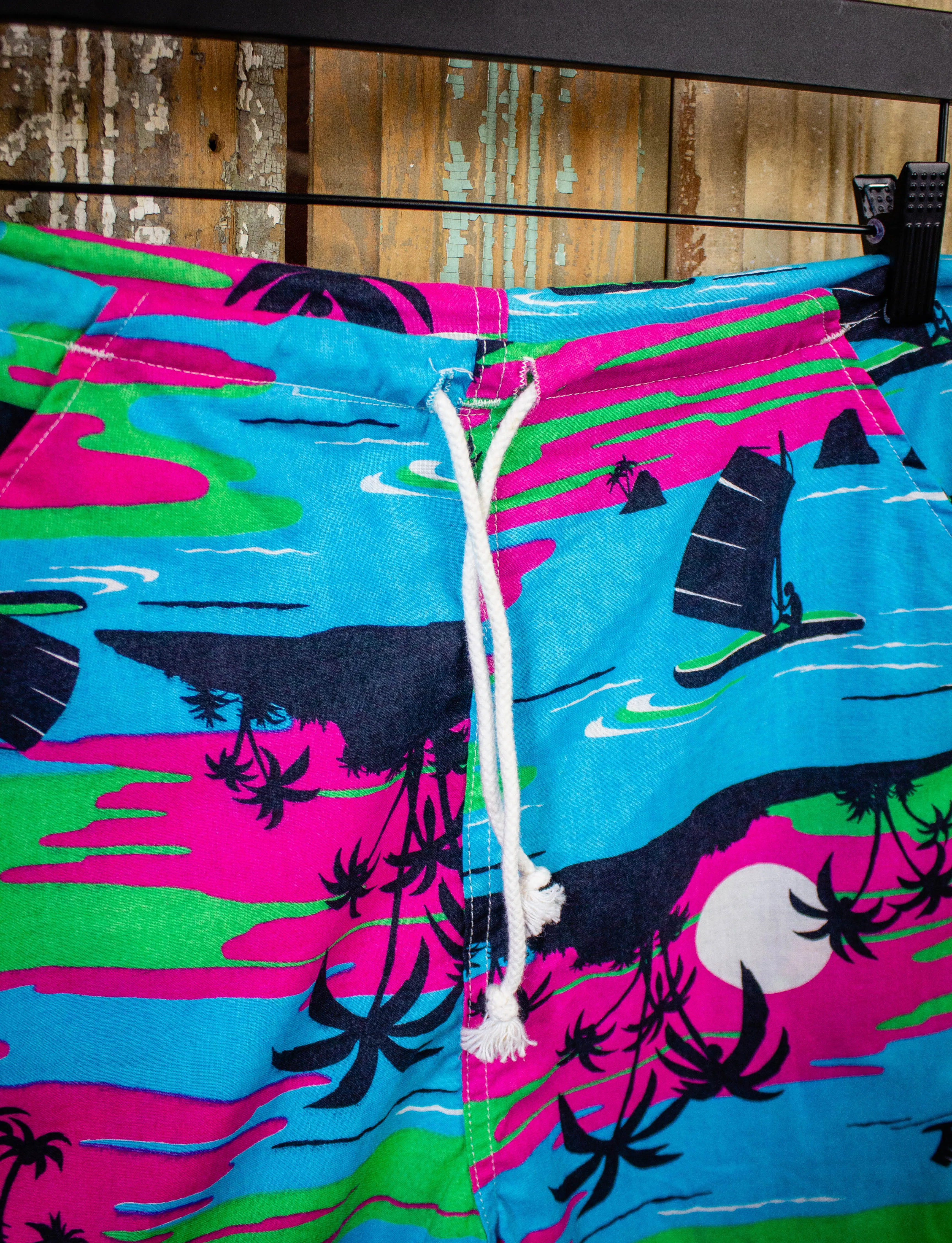 Vintage Beach Breakers Tropical Sunset Board Shorts 80s Medium