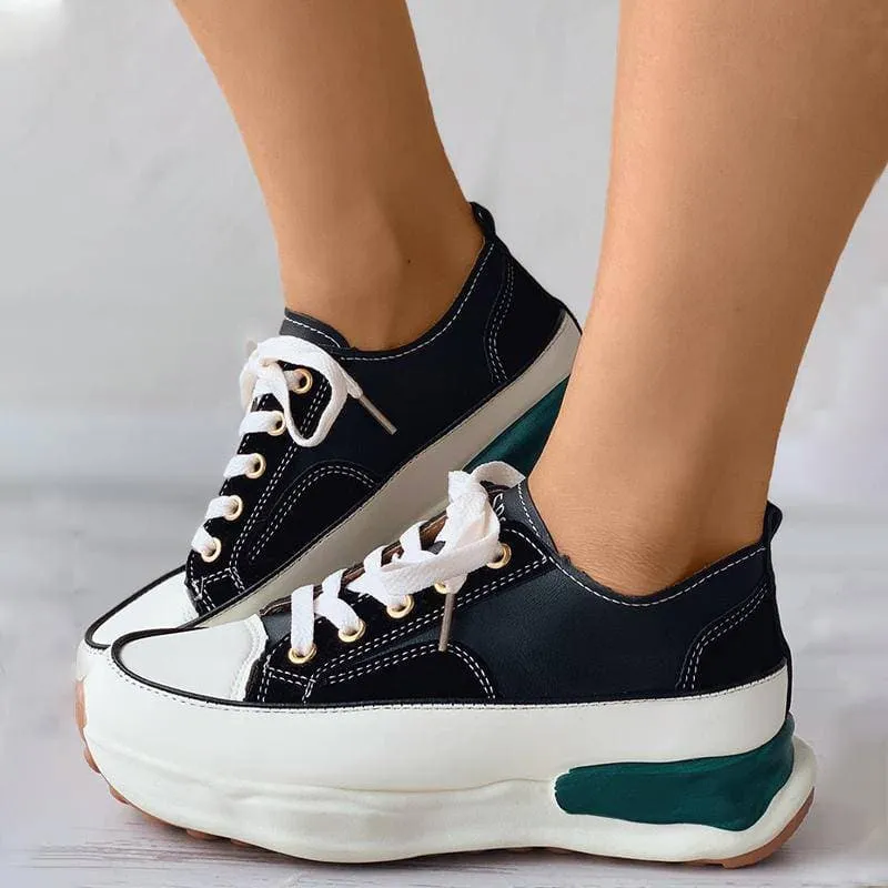 Women's Eyelet Lace-up Casual Muffin Sneakers